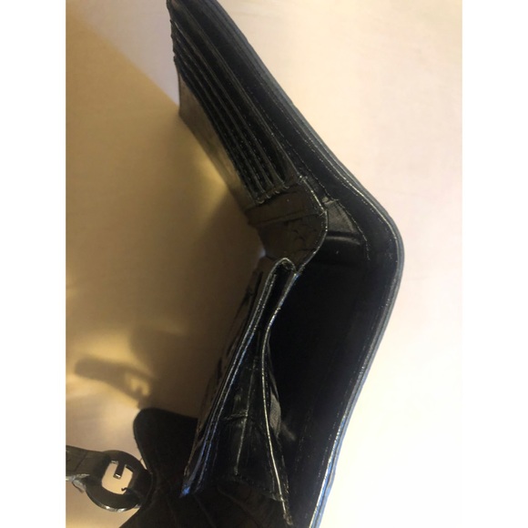 Guess Wallet - Picture 5 of 5